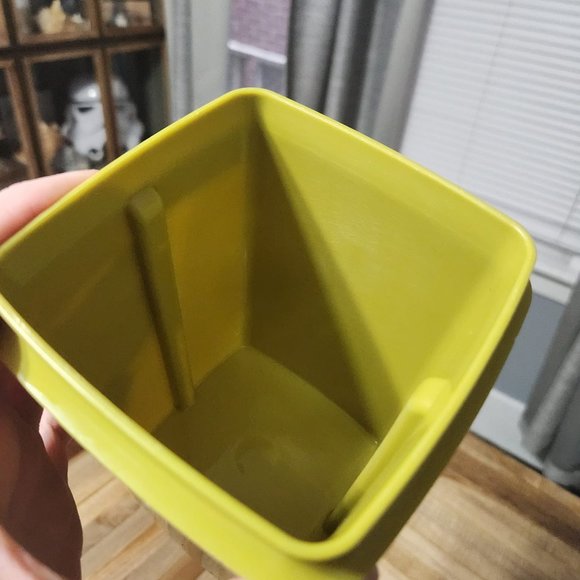 Tupperware Small Pick-A-Deli Pickle Keeper Olice Green Lid Insert 3 pc - Picture 5 of 8